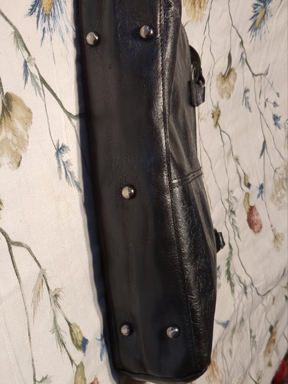 Patricia Nash Classic Black Leather Embossed Tote Bag. - Picture 10 of 12